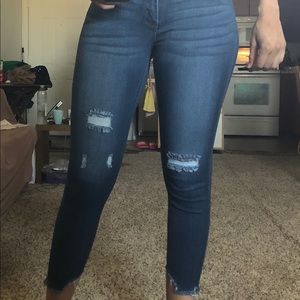 Fashion Nova Capri length Jeans